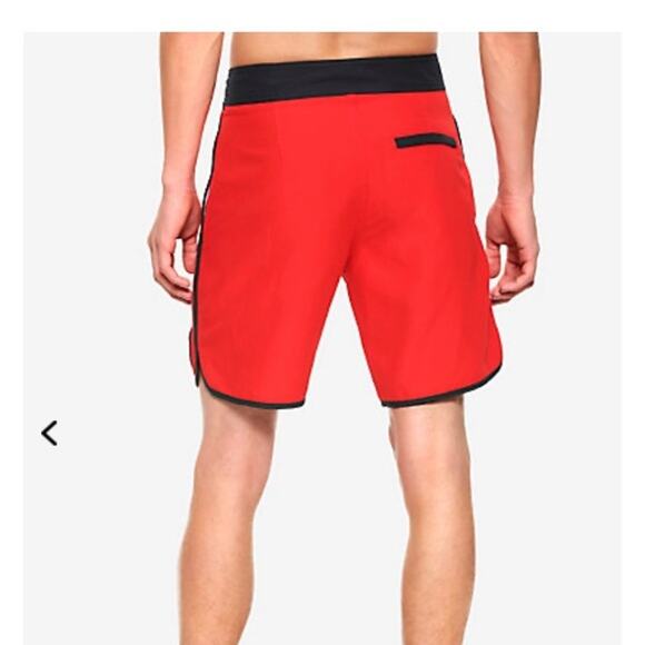 Hot Topic IT Loser/Lover Red Black Men Swim Trunks Men Sz Small - Picture 2 of 6